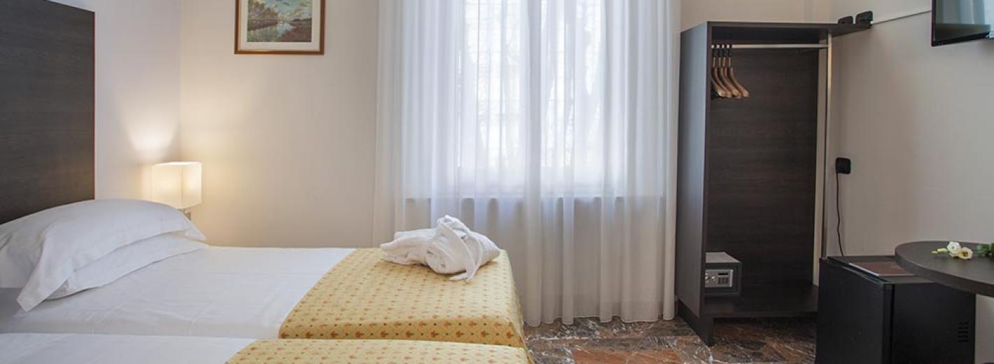 hotellibertybologna it camere 014