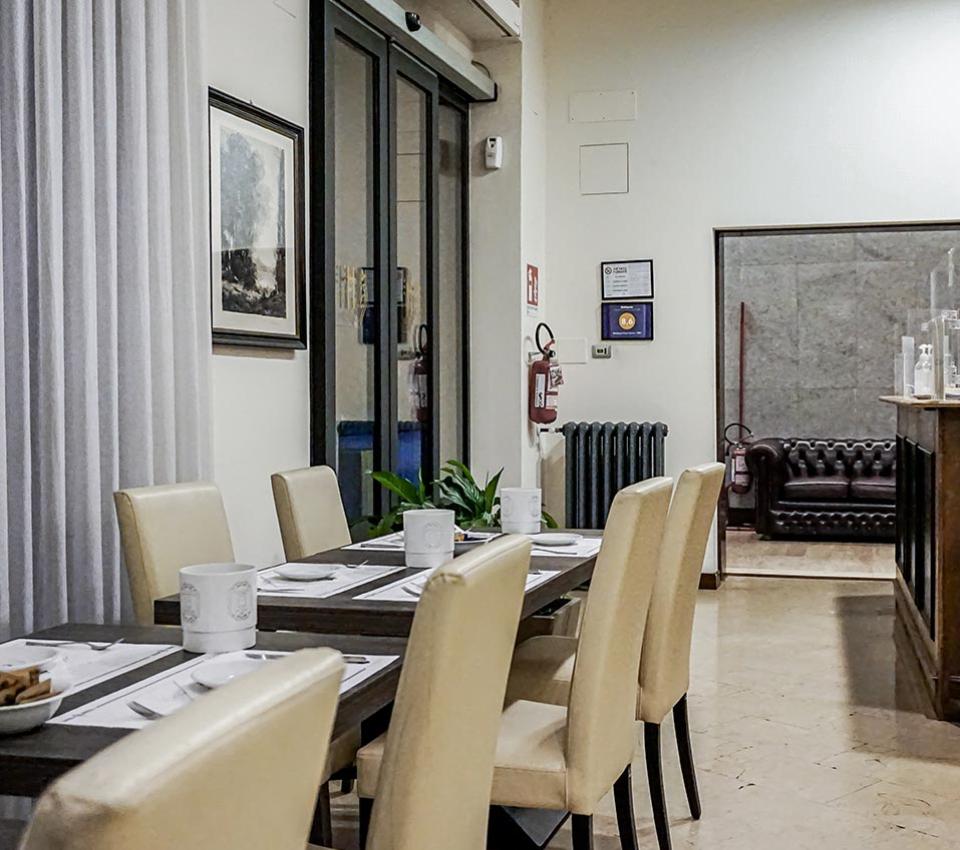 hotellibertybologna en services 007